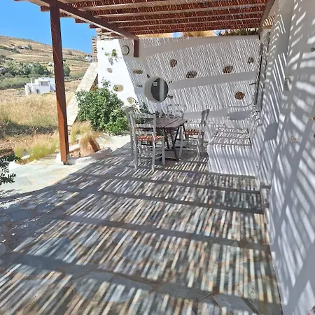 Casa * Páros